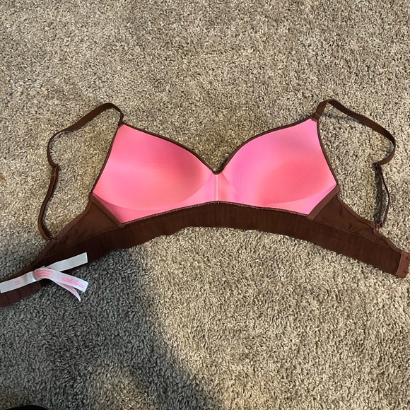VS PINK Wear Everywhere Wireless Livhtly Limed Bra 32C - Picture 4 of 6